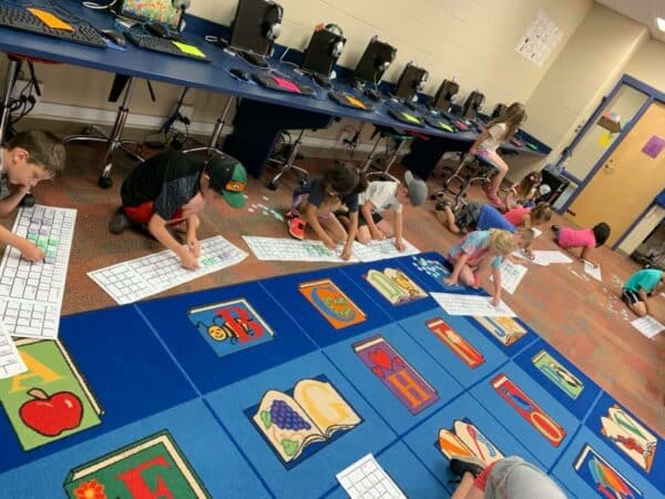 61305790_10216111232148260_5713112630386753536_n 61305790_10216111232148260_5713112630386753536_n